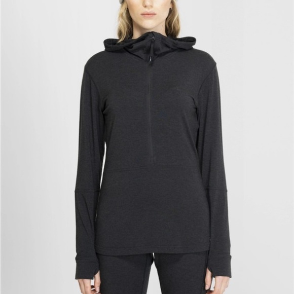 Armada Black Leeta Baselayer Quarter Zip Long Sleeve Shirt - Picture 1 of 9
